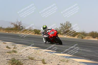 media/Mar-28-2022-Superbike Trackdays (Mon) [[b8603d0f67]]/Open Track Time/Turn 3 Inside/